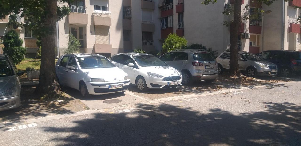 Apartman Centar Tivat Luaran gambar