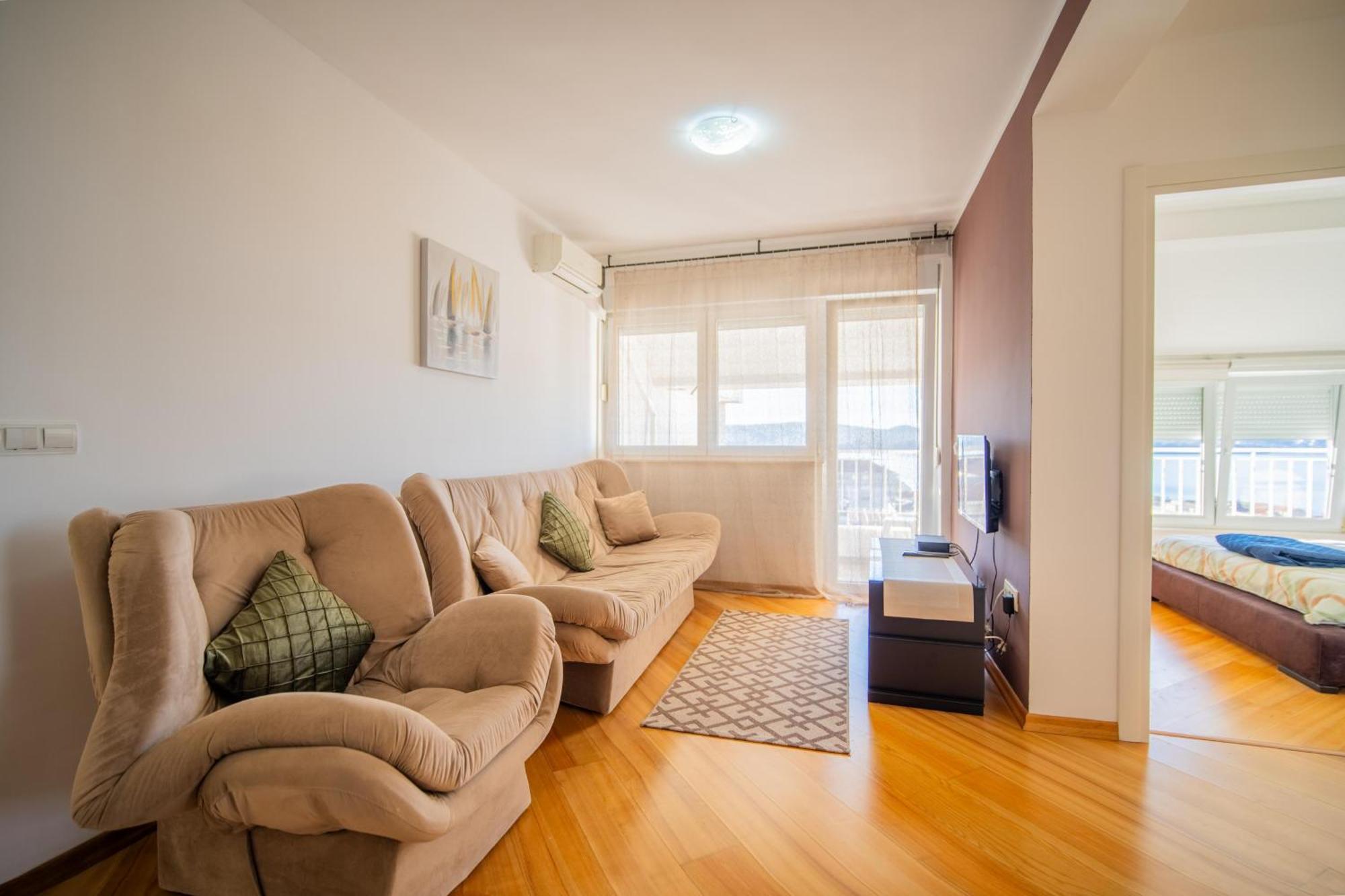 Apartman Centar Tivat Luaran gambar